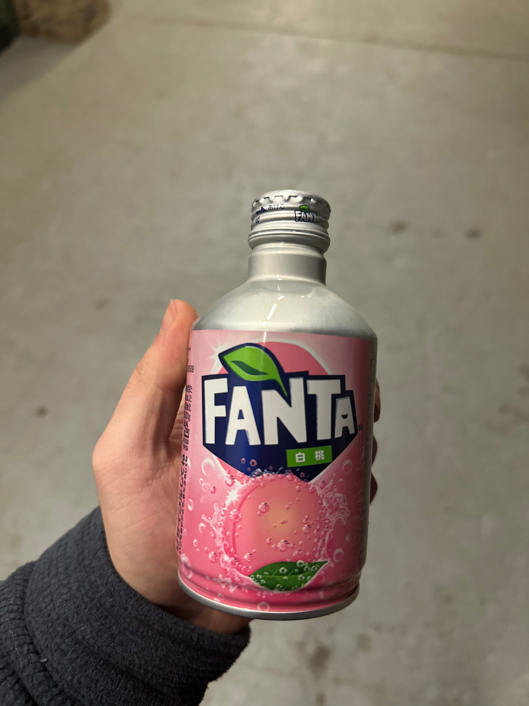 Fanta white peach aluminum (24pc)